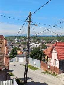 Casa de vanzare, cu 3 camere, 85 mp, 151 mp teren, zona centrala Turda