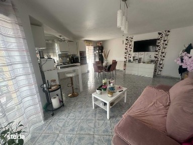 Apartament de vanzare cu 3 camere Lugojului- direct de la proprietar