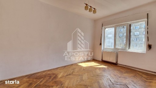 Apartament 2 camere, decomandat, langa Iulius Mall