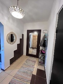 Vand apartament 2 camere Favorit, Drumul Taberei 23, la gura de Metrou