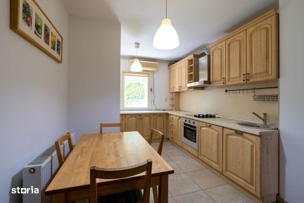 Vand apartament cu 3 camere Calea girocului colt cu strada Lidia