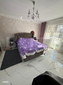 Apartament de vanzare 3 camere decomandat, zona Micro 16