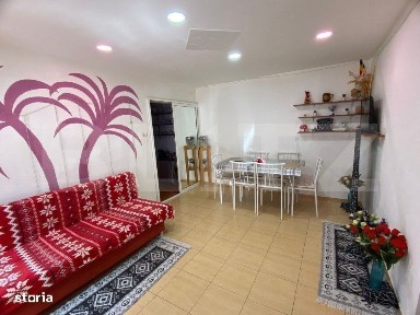 Apartament de vanzare, cu 3 camere, 48 mp, zona cetate