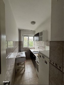 Apartament 2 camere Y semidecomandat