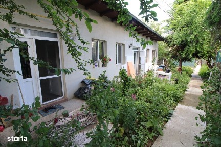 Vand casa 2 camere Str. Gradina Veche - 72.000 euro