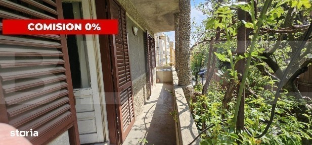Casa cu 2 apartamente de 3 camere in centru