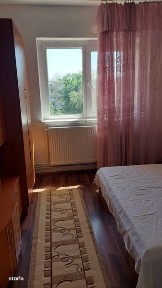 Colegă de apartament