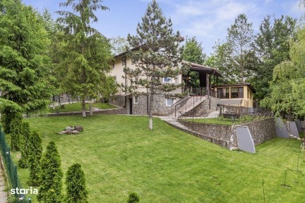 Refugiu de Vis in Cornu - Priveliste Panoramica si Apusuri Memorabil