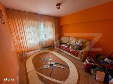 Apartament de vanzare, cu 3 camere, 70 mp, zona Garii