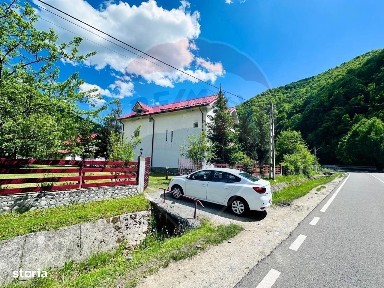 Pensiune + Vila pe malul raului Lotru-Malaia,Valcea