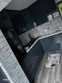 VAND apartament 3 camere,in Tulcea!