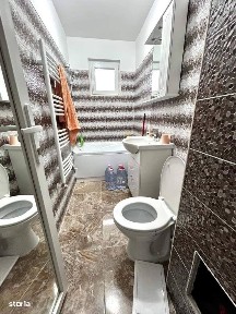 De vanzare apartament cu 2 camere, renovat, mobilat și utilat 44.000e