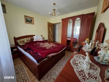 Apartament cu 4 camere