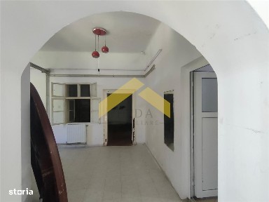 Strada Cocorilor, Sega, Arad