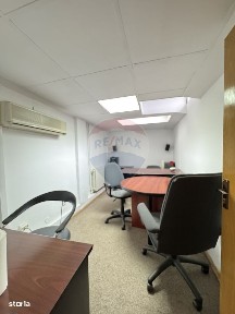 Spatiu de birouri la mansarda - Strada Parfumului