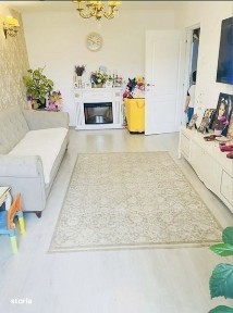 Vand apartament 3 camere,decomandat