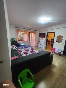 Apartament de 3 camere, 70 mp, parcare, curte/gradina 75 mp