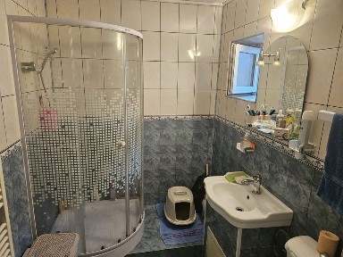 Vand apartament 72mp