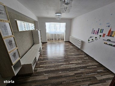 Vand ap cu 3 camere ( sau schimb cu ap 2 camere parter )