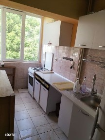 Ap de vanzare et 3 langa piata Rogerius