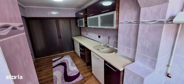 Apartament 3 camere Vidin, suprafata 75mp, etaj 2
