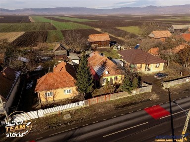 Proprietate pe 1.800 mp teren, avantaje alese, in vecinatatea orasului