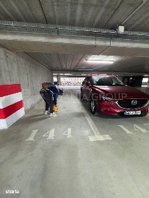 Inchiriez parcare acoperita Top City, Coresi- Covered parking for rent