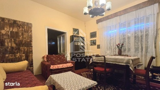 Casa individuala 3 camere, teren 678 mp Parneava