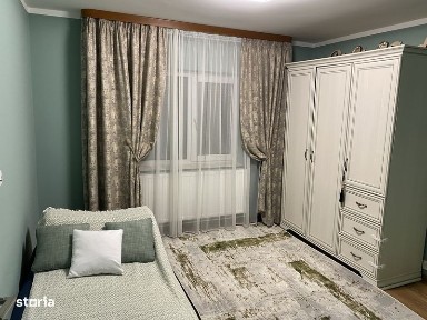 Vand apartament 4 camere