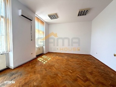Apartament 3 camere, Ultracentral, Arad
