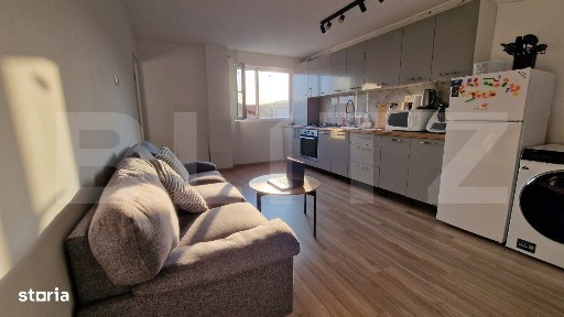 Apartament cu 3 camere, parcare inclusa, curte privata, zona Tineretul