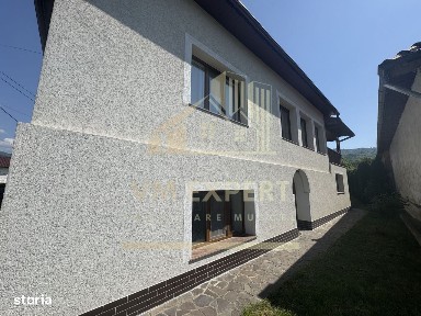 VILA 5 CAMERE, TEREN 4520 MP, LERESTI, ARGES