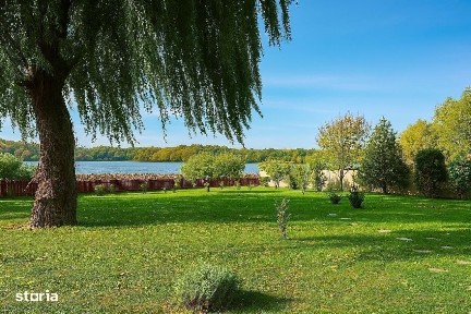 Vilă superbă pe malul lacului Snagov - 28 m deschidere la lac