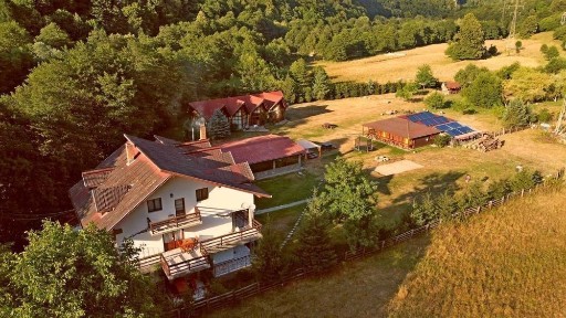 Vand pensiune turistica situata in zona Raul Mare- Retezat.