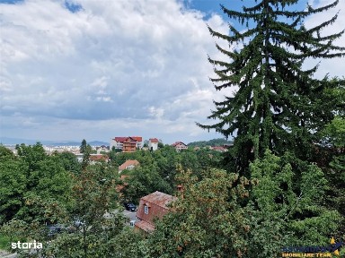 Distinsa rezidenta cu:garaje,SPA,lift privat, areal Centru. Drumul Poi