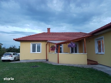 Casa noua,mobilata,Zona Petea