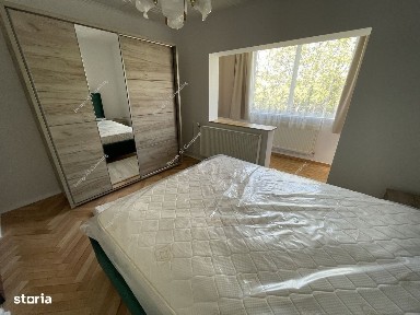 Proprietar inchiriez apartament 3 cam decom et 2 centrala C. Aradului