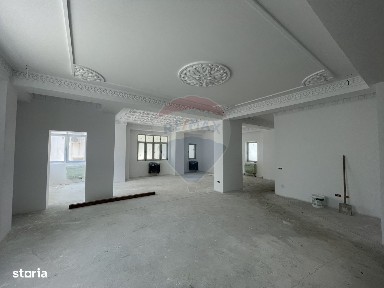 Casă / Vilă de închiriat în zona Aviatorilor