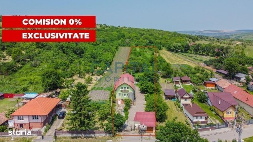 Casa pe 3 niveluri+teren 3650mp, loc Comsesti, zona Lacurile Martinest