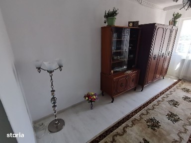 Apartament 4 camere, decomandat, 65 mp, Calea Romanului - Rate