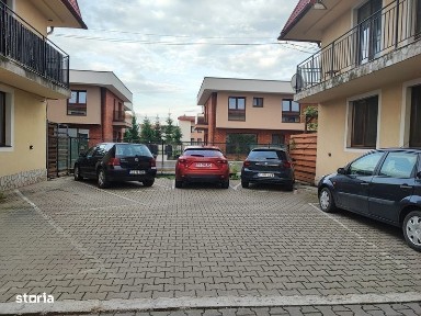 Vand apartament 3 camere 68 mp
