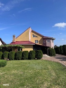 Casa individuala, teren 2500mp, Siret