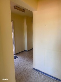 Apartament de vanzare, 3 camere, Str. Govora, Pret: 53.000 Eur