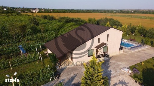 Casa cu piscina de vanzare | 3.300 mp teren | Urlati - Prahova