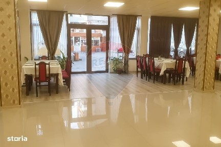 Spațiu comercial de 495mp de vânzare in Piata Centrala Deva, Jud HD