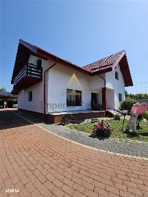 VILA DE VANZARE IN STATIUNEA BALNEOCLIMATERICA TG OCNA