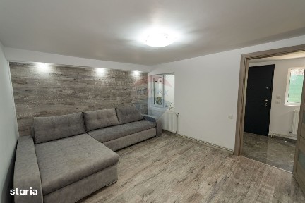 Casa cu 4 camere de vanzare, 96mp totali, sat Islaz