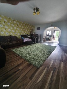 Casa + teren 2600mp, zona Horodnic de Sus, Radauti
