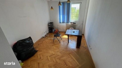 Apartament 3 Camere Masina de Paine Sector 2 de Vanzare