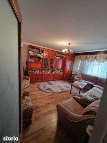 Vand apartament 3 camere, Carpati 2